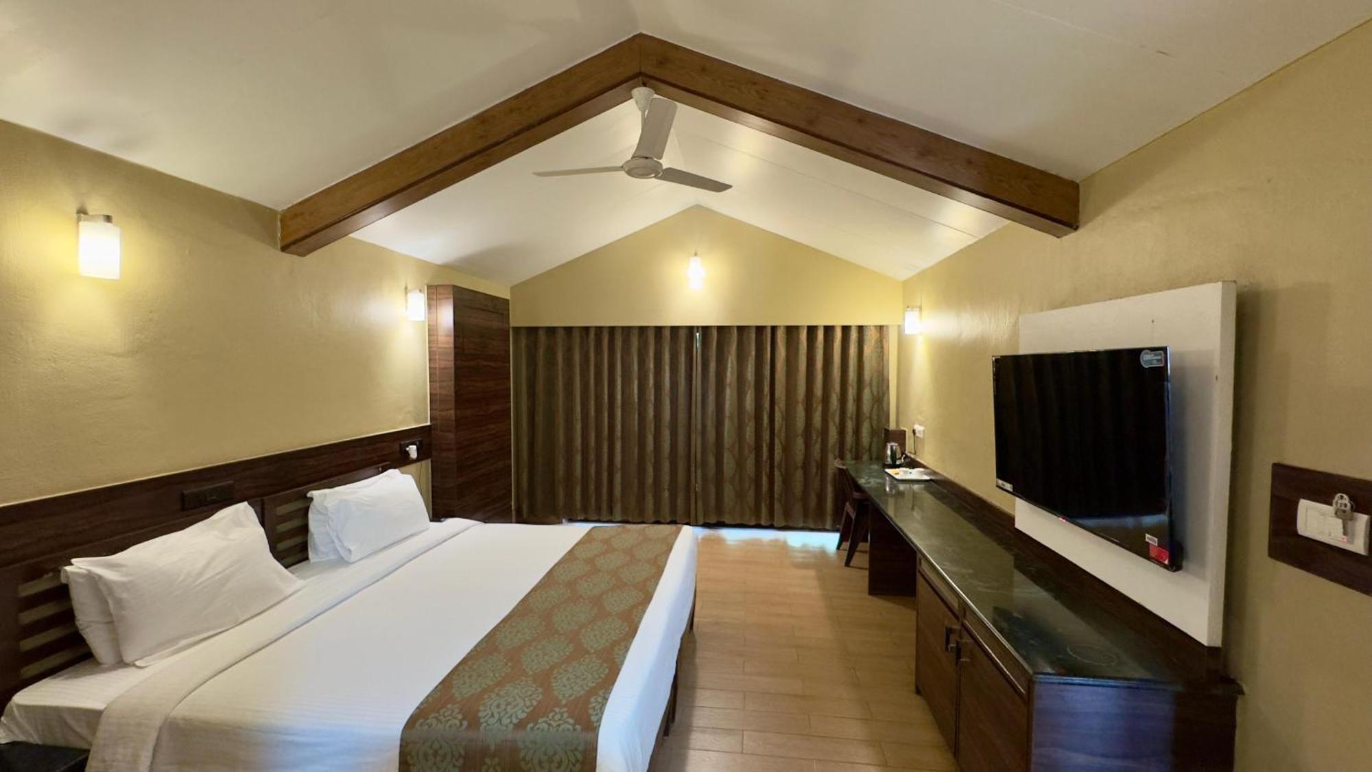 Upper Deck Resort - Stay And Relax At The Highest Peak Lonavala Exterior foto
