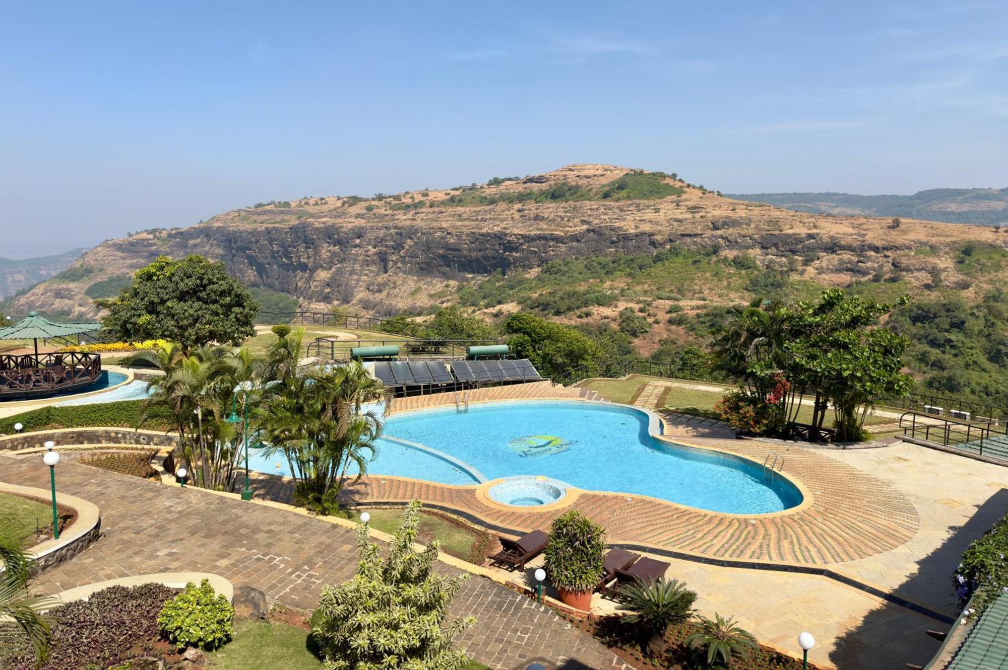 Upper Deck Resort - Stay And Relax At The Highest Peak Lonavala Exterior foto