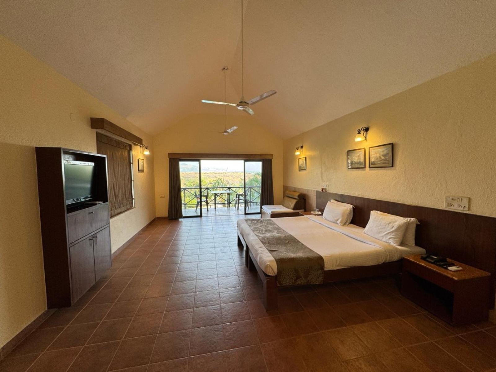 Upper Deck Resort - Stay And Relax At The Highest Peak Lonavala Exterior foto